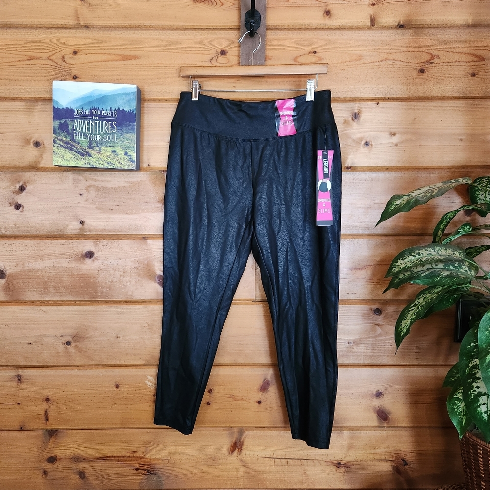 Teez Her 💜 NWT Black Faux Leather Crop Leggings Tummy Slims Smooths Pants Large